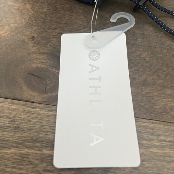 Athleta Ultra Light Run Cap 3.0 Navy - Picture 5 of 5